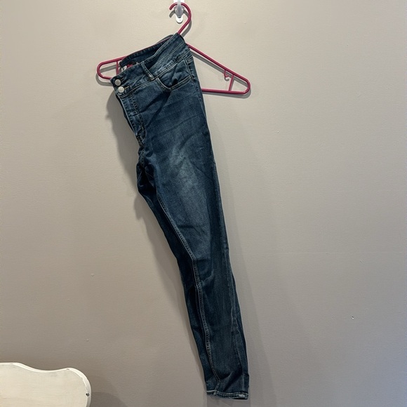 Double-Button Skinny Jeans - Picture 2 of 6